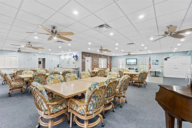 $230,000 | 3952 Ashwood Lane, Unit 37, Sarasota, FL 34232