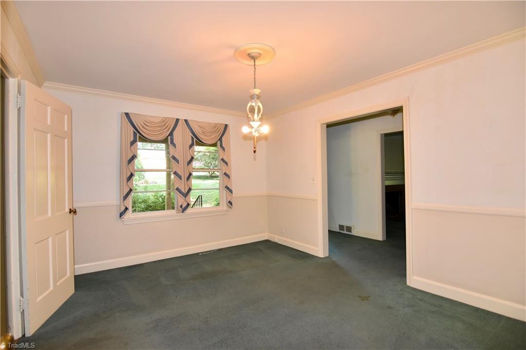 1227 Huntingdon Road Winston-Salem, NC 27104 - Photo 5 of 19 Gallery Image 5