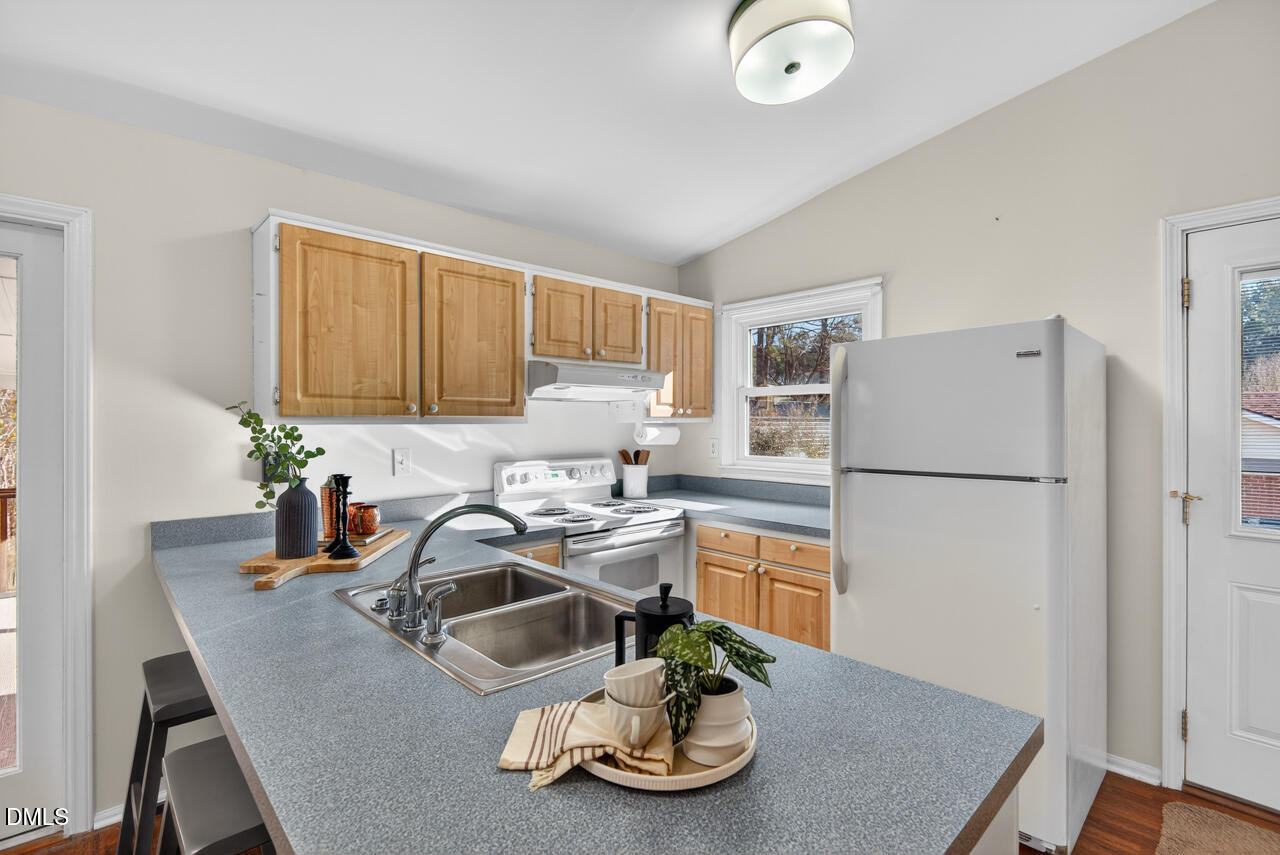 5621 Pelham Road Durham, NC 27713 - Photo 10 of 49 15