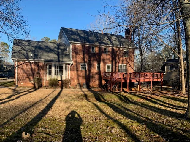 $410,000 | 240 West Huntington Road, Bogart, GA 30622