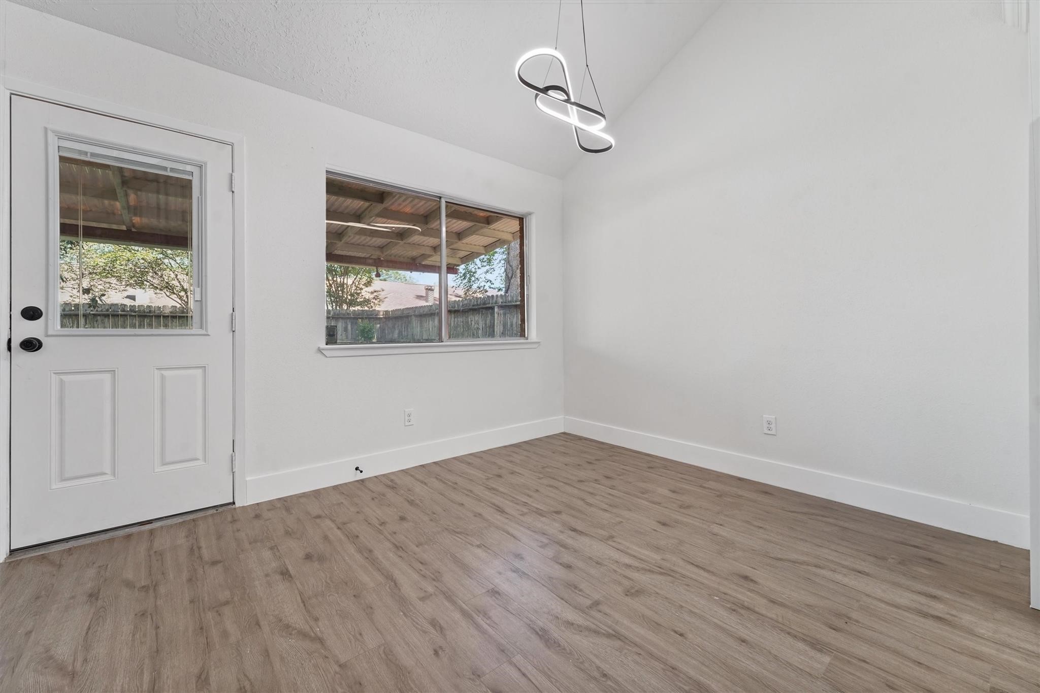 5707 Toddington Road Humble, TX 77346 - Photo 10 of 27