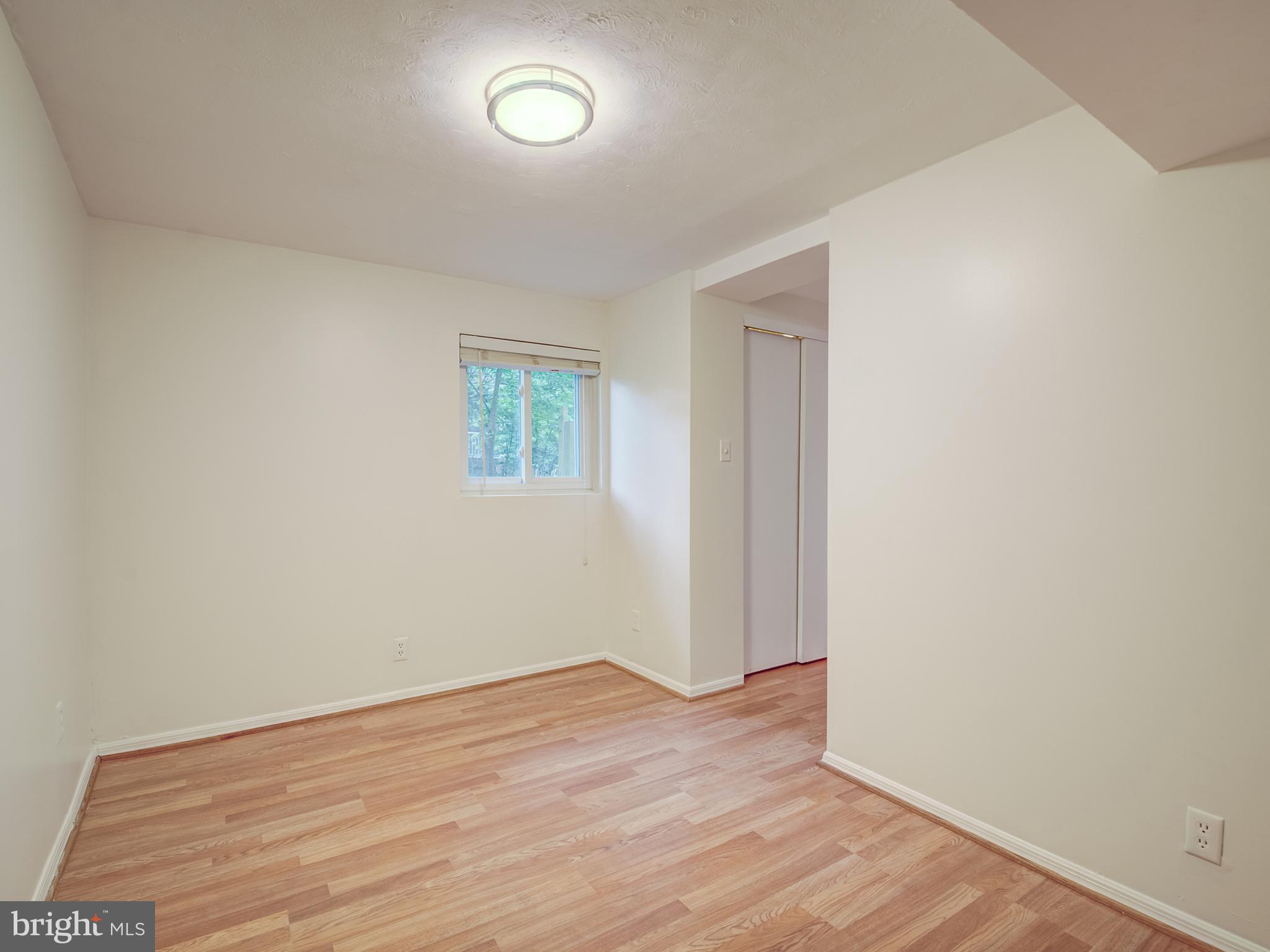 6807 Quebec Court Springfield, VA 22152 - Photo 48 of 59 4th bedroom 2nd view