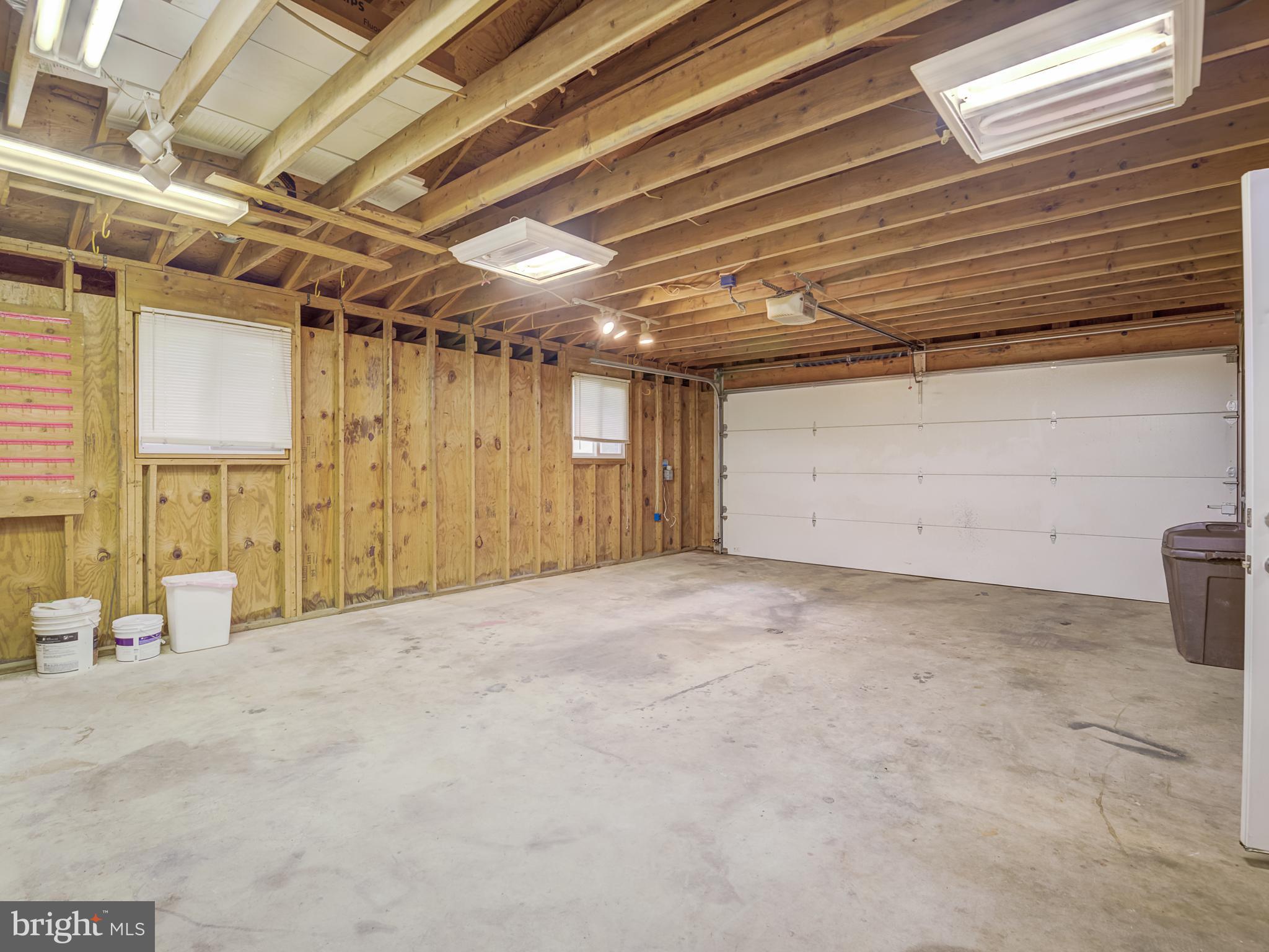 6807 Quebec Court Springfield, VA 22152 - Photo 53 of 59 Extra large garage room for work stations