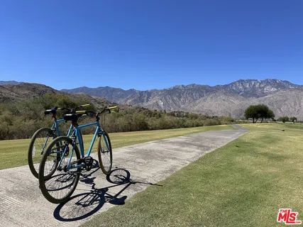 $899,999 | 2176 Bob O Link Lane, Palm Springs, CA 92264