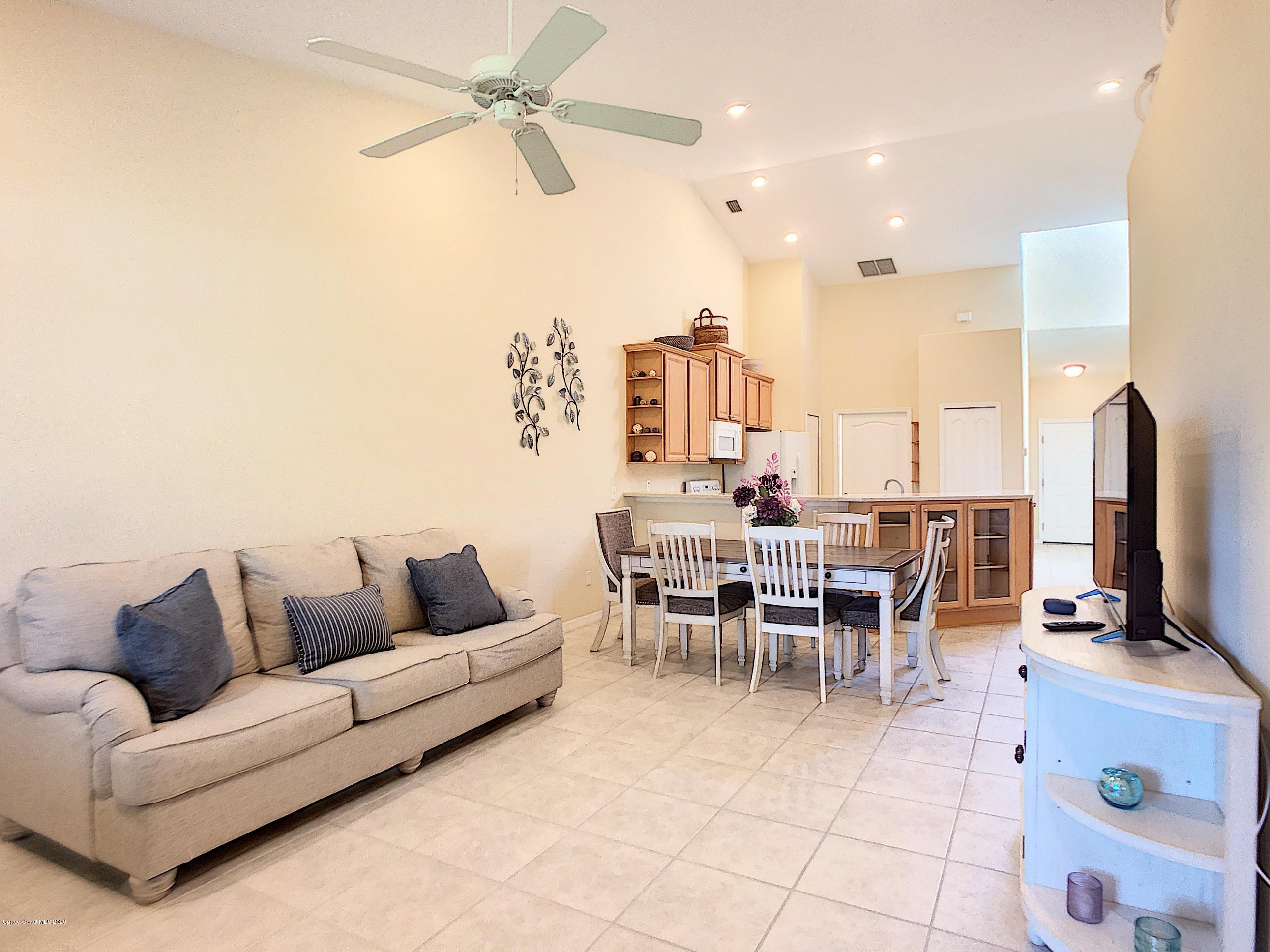 3110 Le Conte Street Melbourne, FL 32940 - Photo 11 of 25 Living Room
