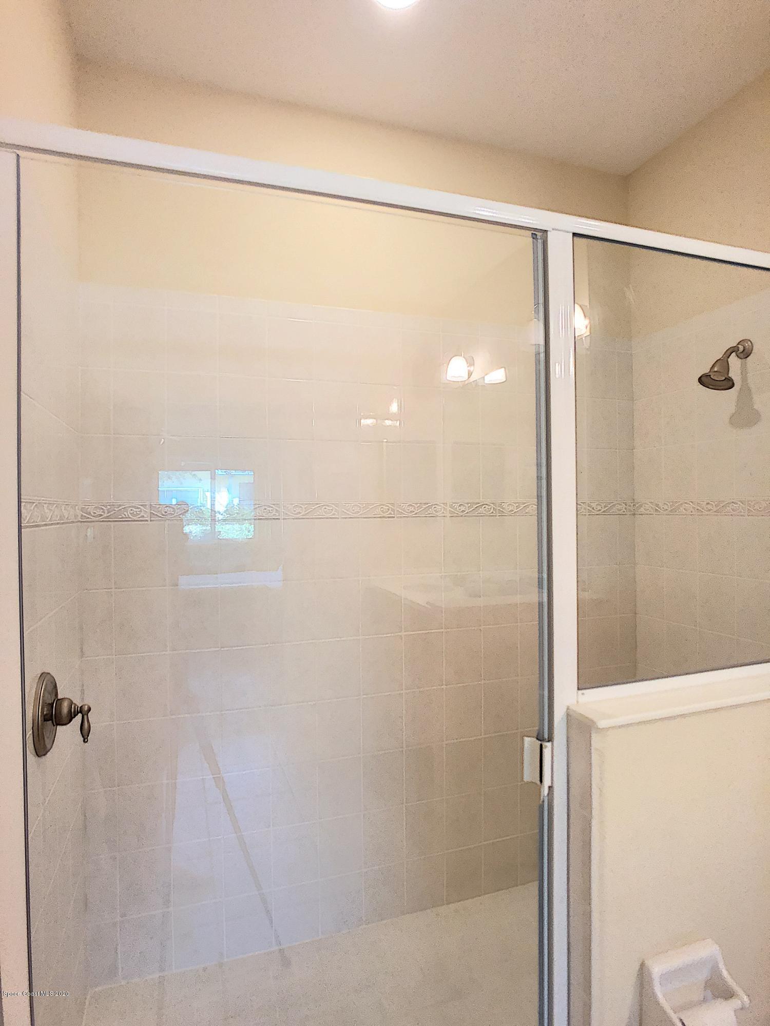 3110 Le Conte Street Melbourne, FL 32940 - Photo 15 of 25 Master Bath