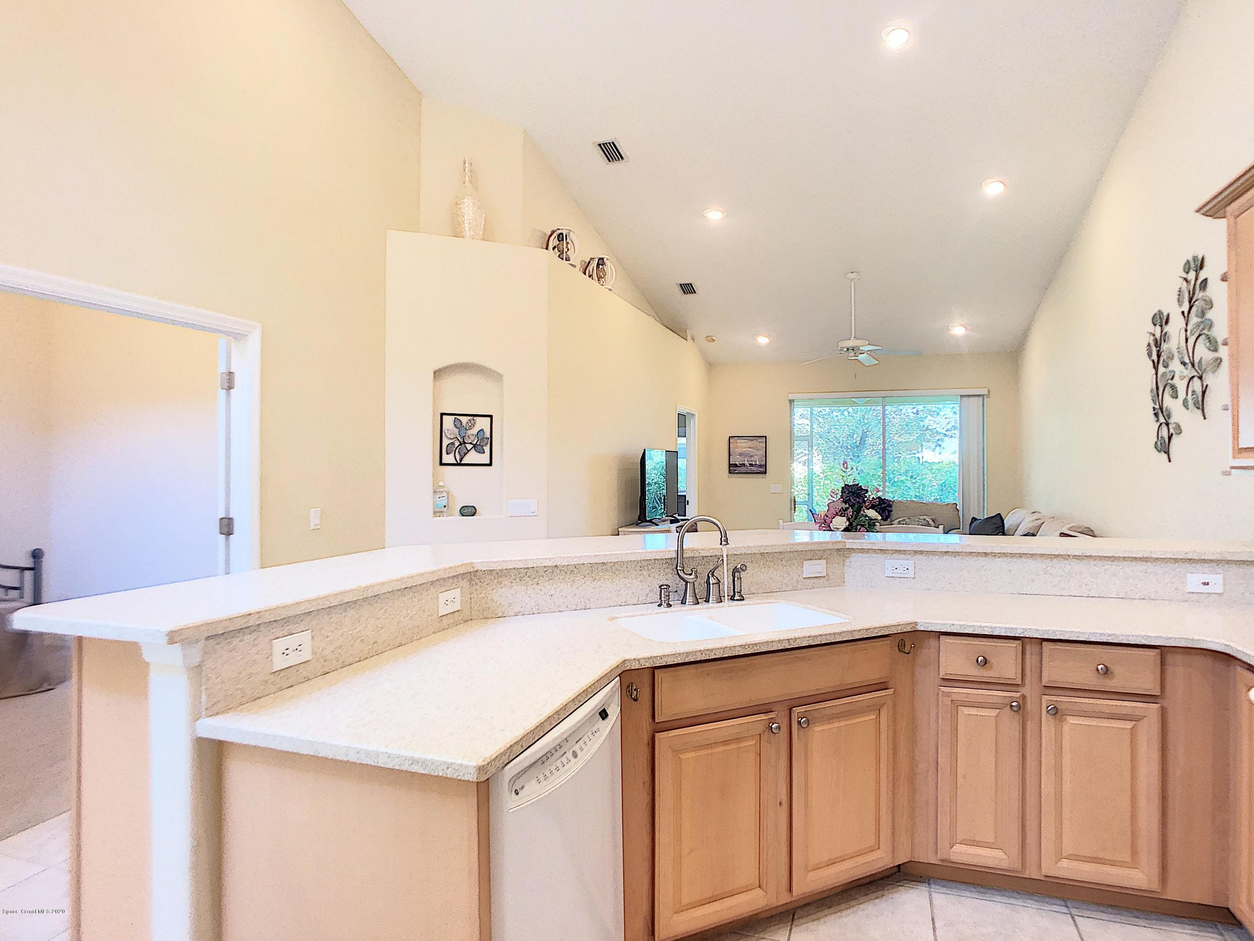3110 Le Conte Street Melbourne, FL 32940 - Photo 6 of 25 Kitchen