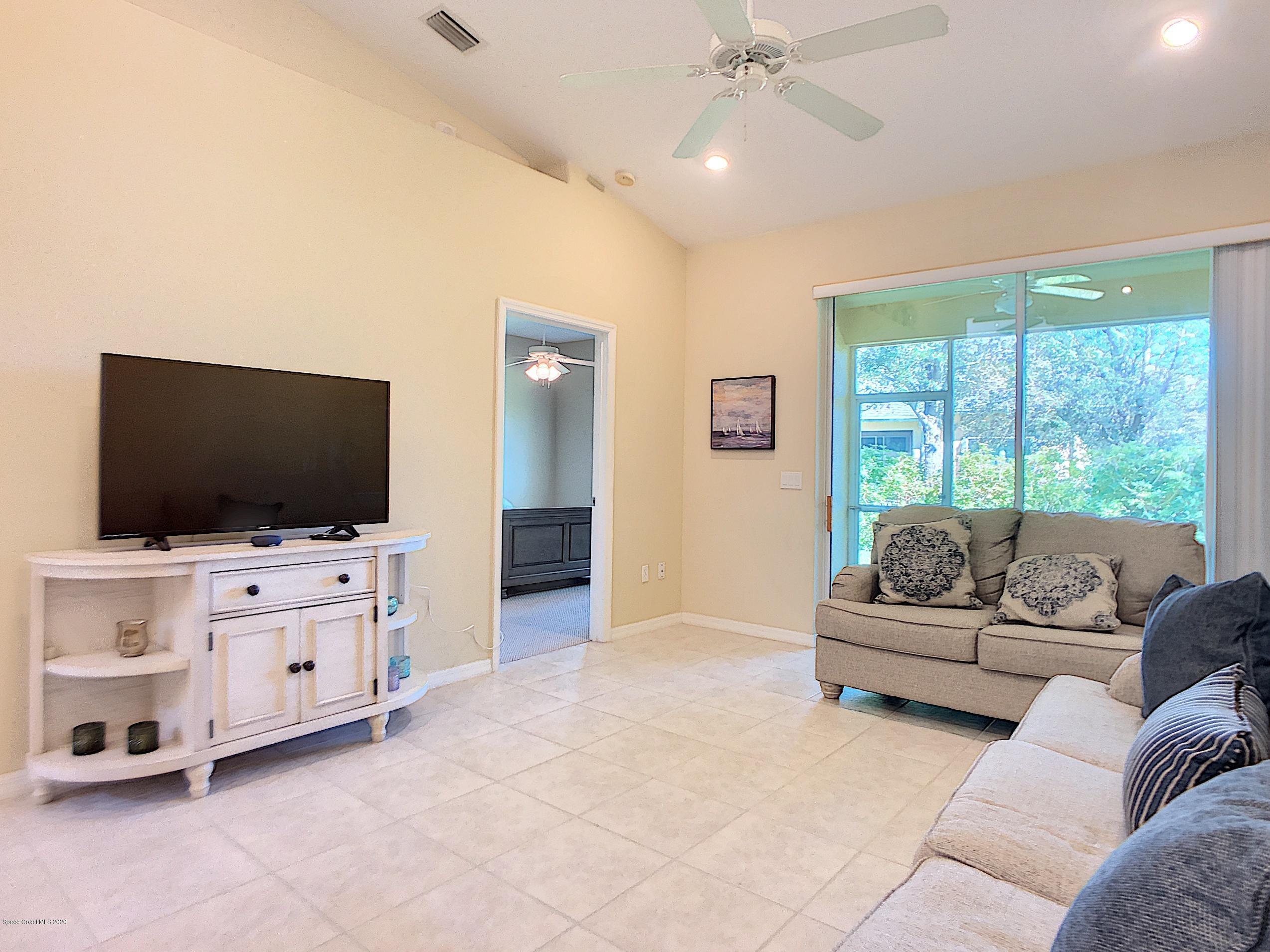 3110 Le Conte Street Melbourne, FL 32940 - Photo 10 of 25 Living Room