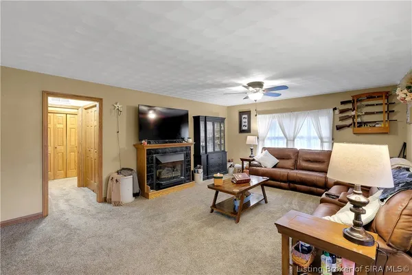 $479,900 | 2880 North Keyway, Scottsburg, IN 47170