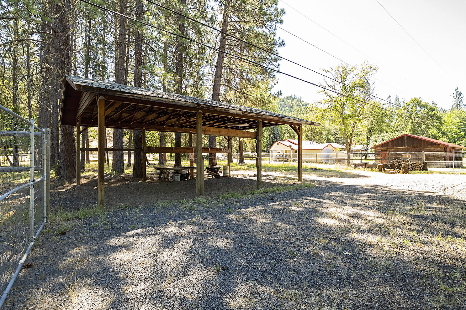 895 Old Ferry Road Shady Cove, OR 97539 - Photo 2 of 6 Carport