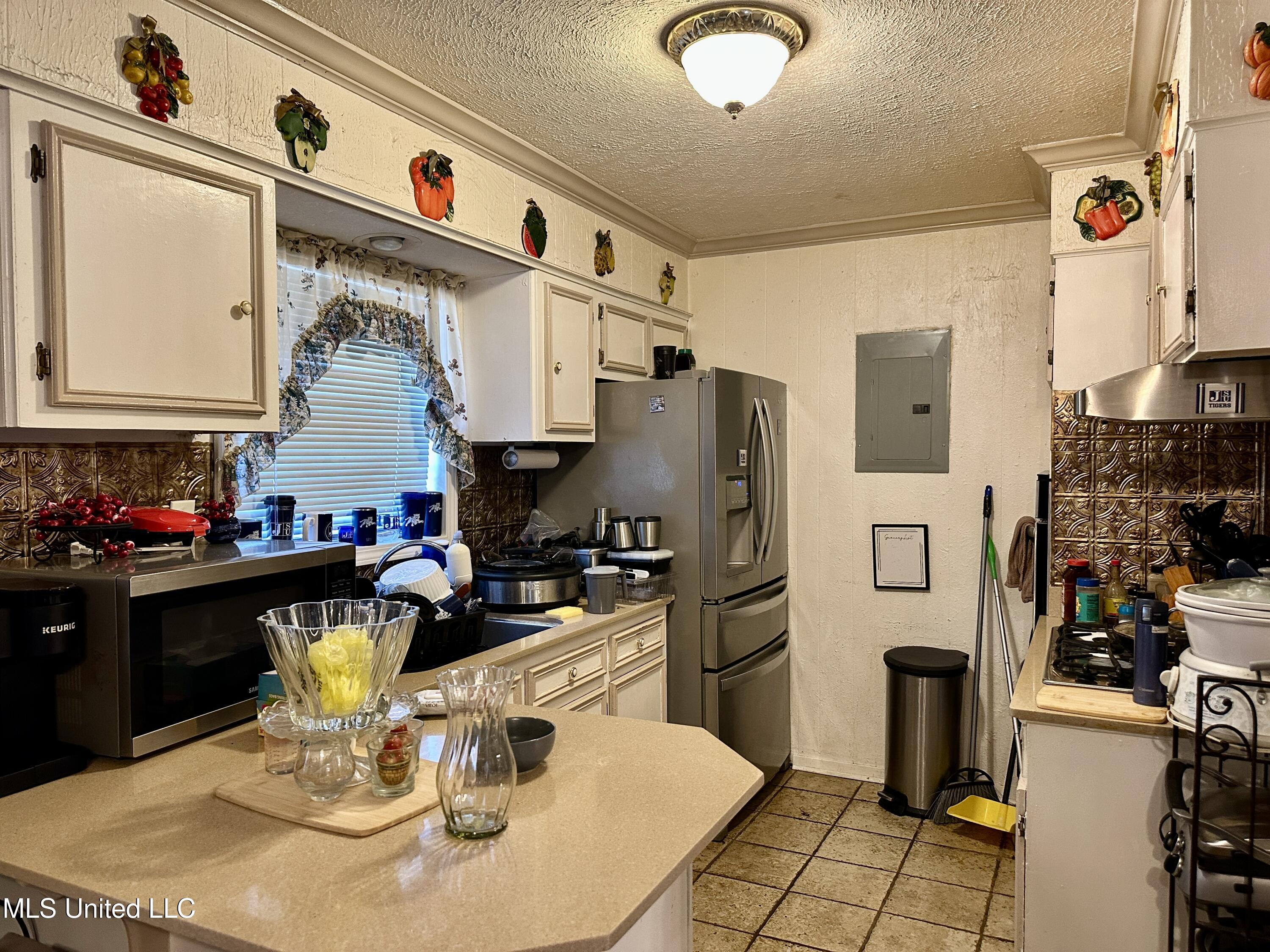 110 Truman Place Jackson, MS 39213 - Photo 14 of 23 IMG_2031