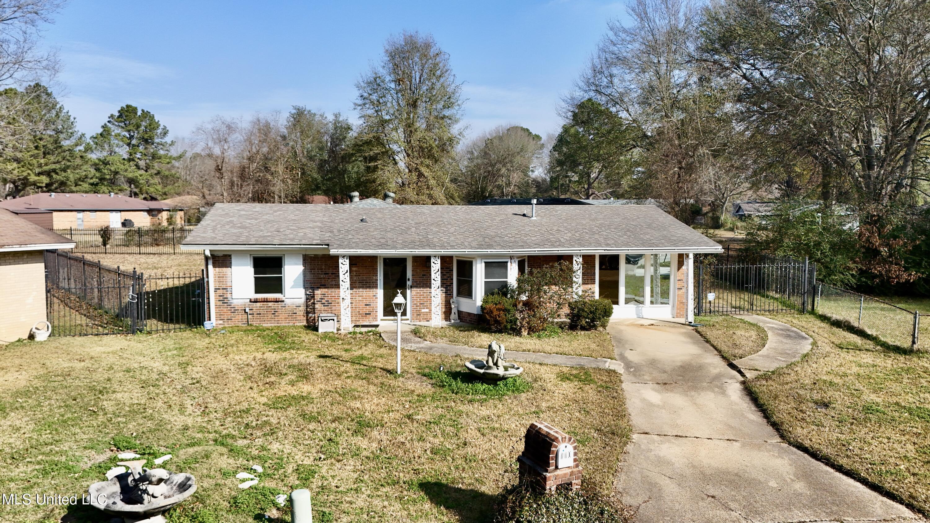 110 Truman Place Jackson, MS 39213 - Photo 2 of 26 dji_fly_20260105_110558_0598_17676357288