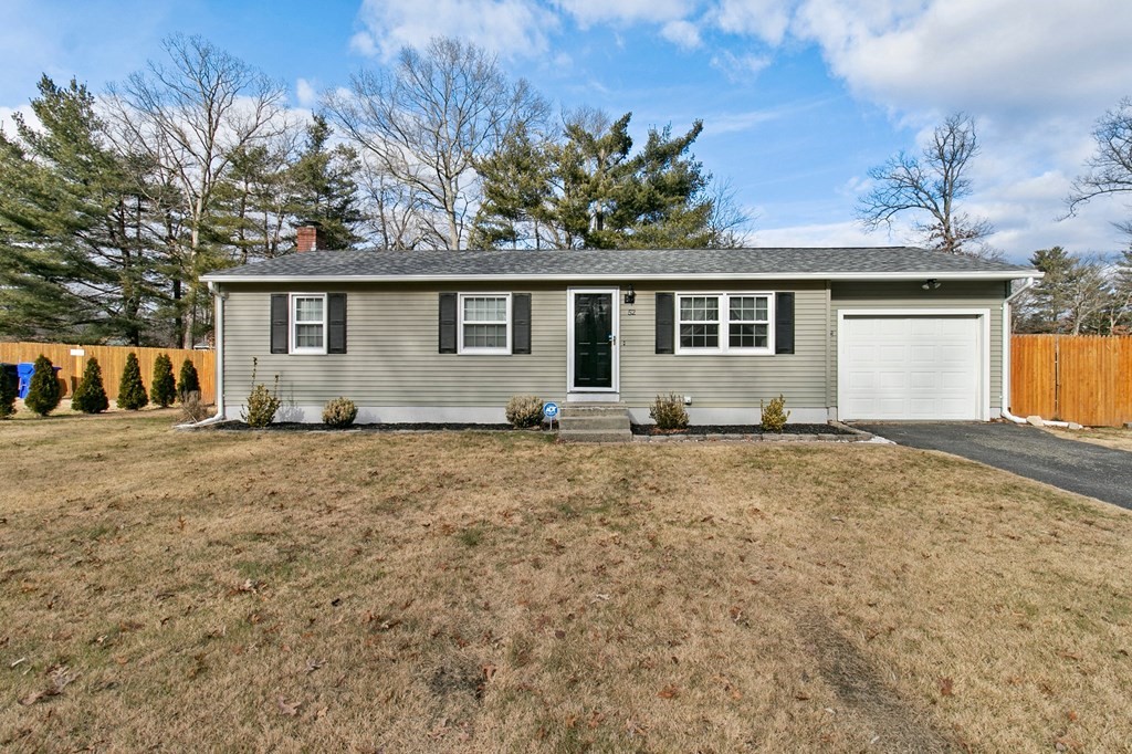 52 Portulaca Drive Springfield, MA 01129 - Photo 1 of 36 front view of a house with a yard