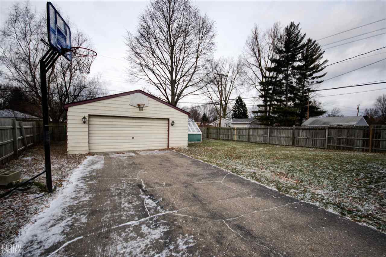 3264 Gerald Avenue Rochester, MI 48307 - Photo 22 of 25 31310271-21.JPG