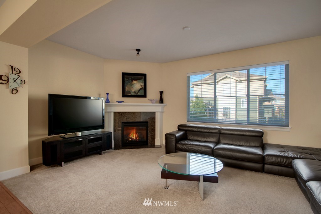 4601 Northeast 3rd Court, Unit B1 Renton, WA 98059 - Photo 3 of 15