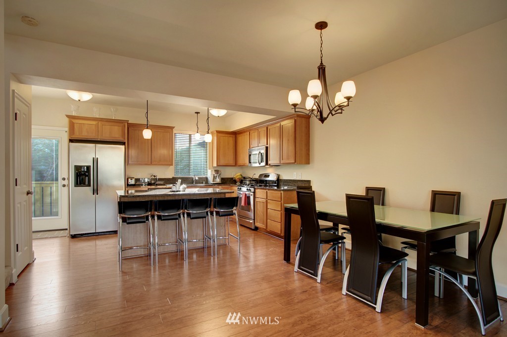 4601 Northeast 3rd Court, Unit B1 Renton, WA 98059 - Photo 6 of 15