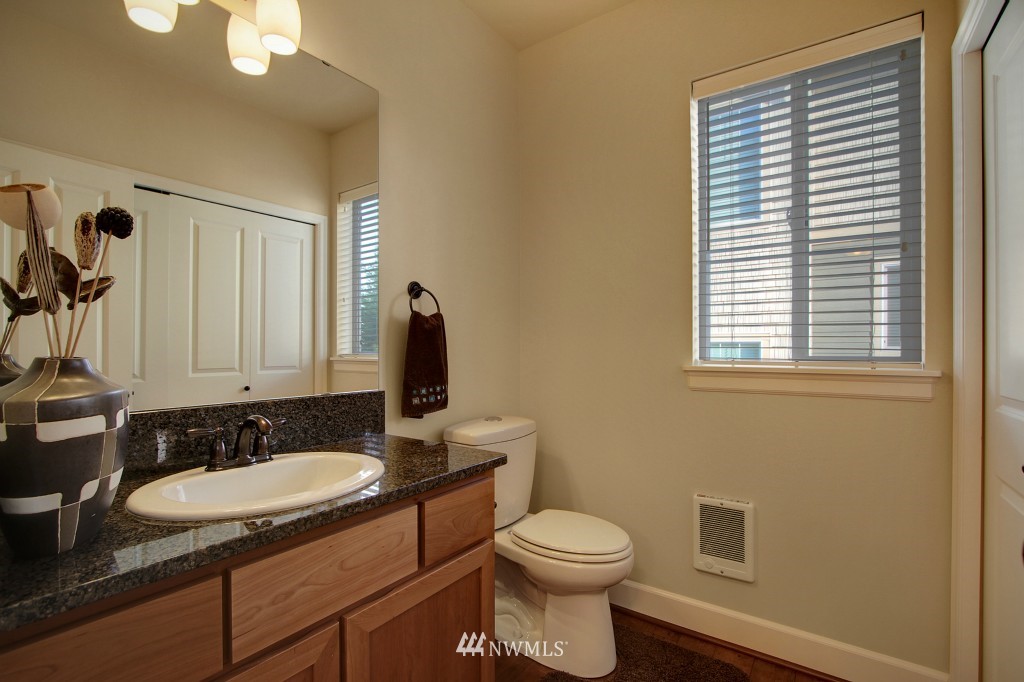 4601 Northeast 3rd Court, Unit B1 Renton, WA 98059 - Photo 9 of 15