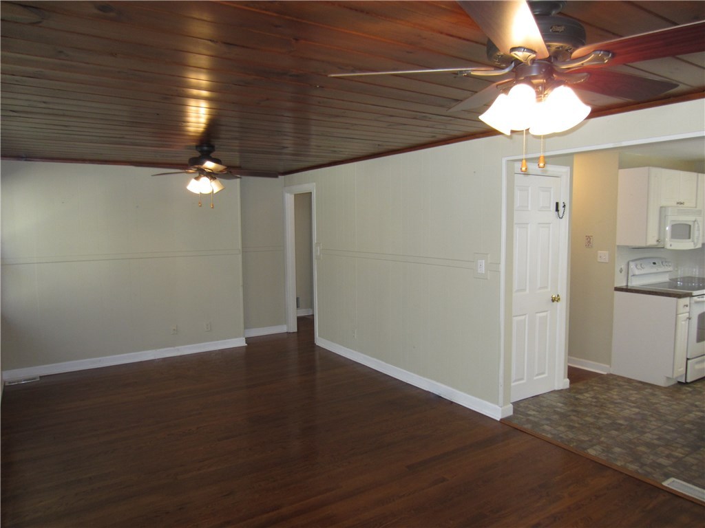 110 Money Hill Road Glocester, RI 02814 - Photo 11 of 23 Gallery Image 11