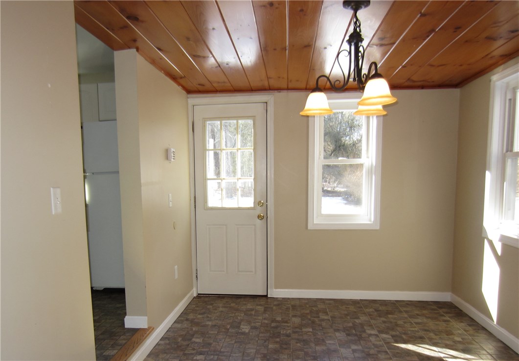 110 Money Hill Road Glocester, RI 02814 - Photo 6 of 23 Gallery Image 6