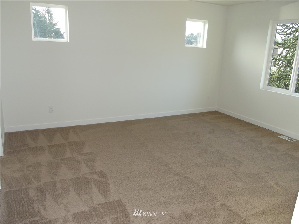 521 5th Avenue South Kent, WA 98032 - Photo 12 of 18
