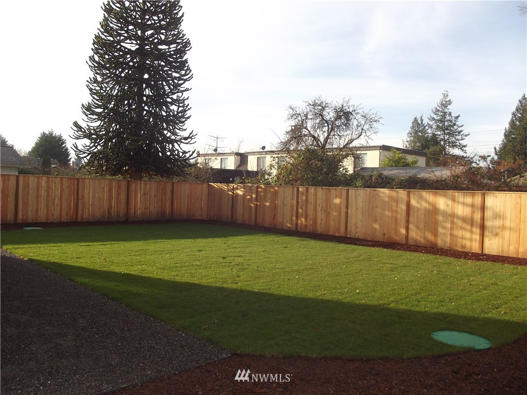 521 5th Avenue South Kent, WA 98032 - Photo 3 of 18