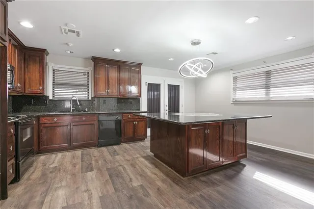 $285,000 | 3025 Corinne Drive, Chalmette, LA 70043