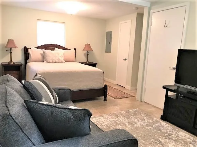 $2,800 | 244 Hilltop Drive, Santa Rosa Beach, FL 32459