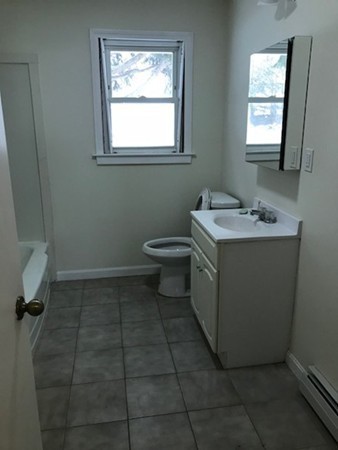 84 Sunset Road Gardner, MA 01440 - Photo 12 of 23