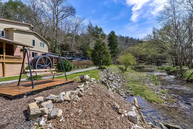 $1,900,000 | 295 Cave Hollow Road, Dowelltown, TN 37059