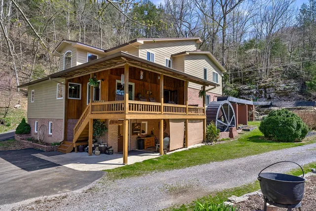 $1,900,000 | 295 Cave Hollow Road, Dowelltown, TN 37059