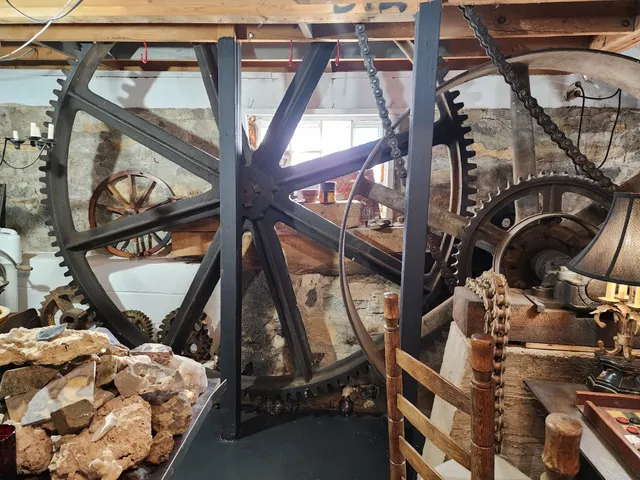 $1,900,000 | 295 Cave Hollow Road, Dowelltown, TN 37059