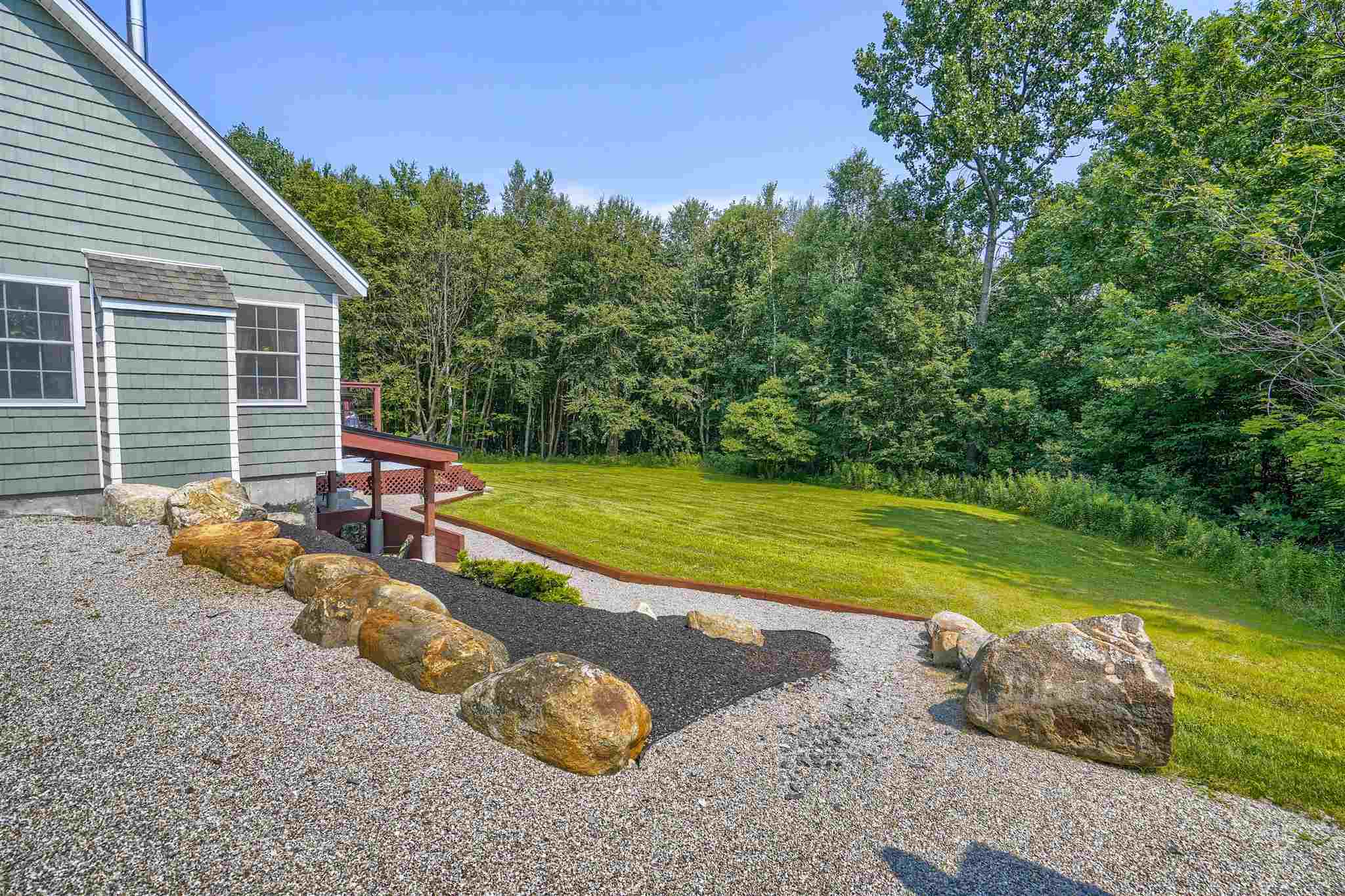 26 Venable Road Harrisville, NH 03450 - Photo 7 of 40