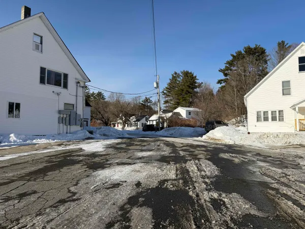 $485,000 | 75 Library Road, Grafton, NH 03240