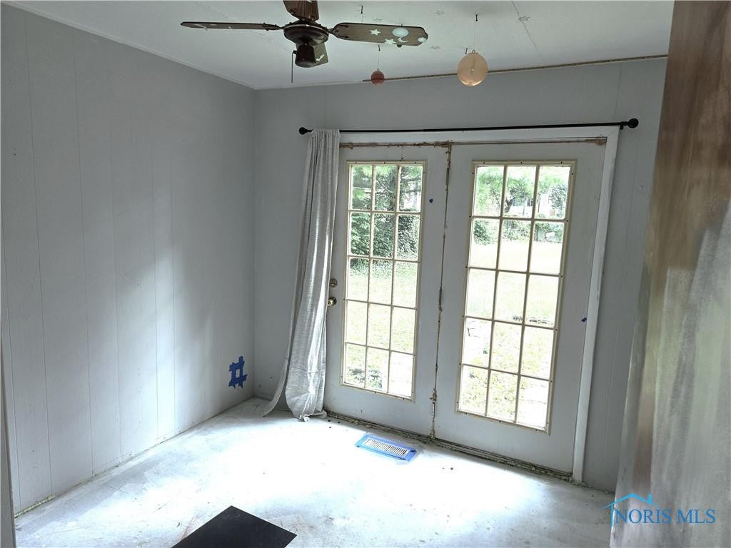 4501 Thackeray Road Maumee, OH 43537 - Photo 12 of 16 Photo 12