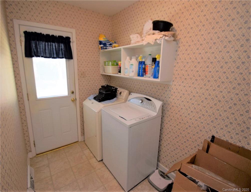 301 Boyce Road Charlotte, NC 28211 - Photo 24 of 29 Gallery Image 24