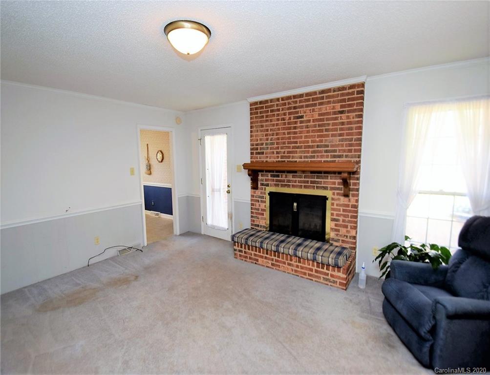 301 Boyce Road Charlotte, NC 28211 - Photo 27 of 29 Gallery Image 27