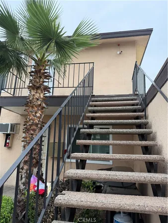$2,500 | 2559 Yorkshire Way, Pomona, CA 91767
