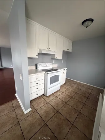 $2,500 | 2559 Yorkshire Way, Pomona, CA 91767