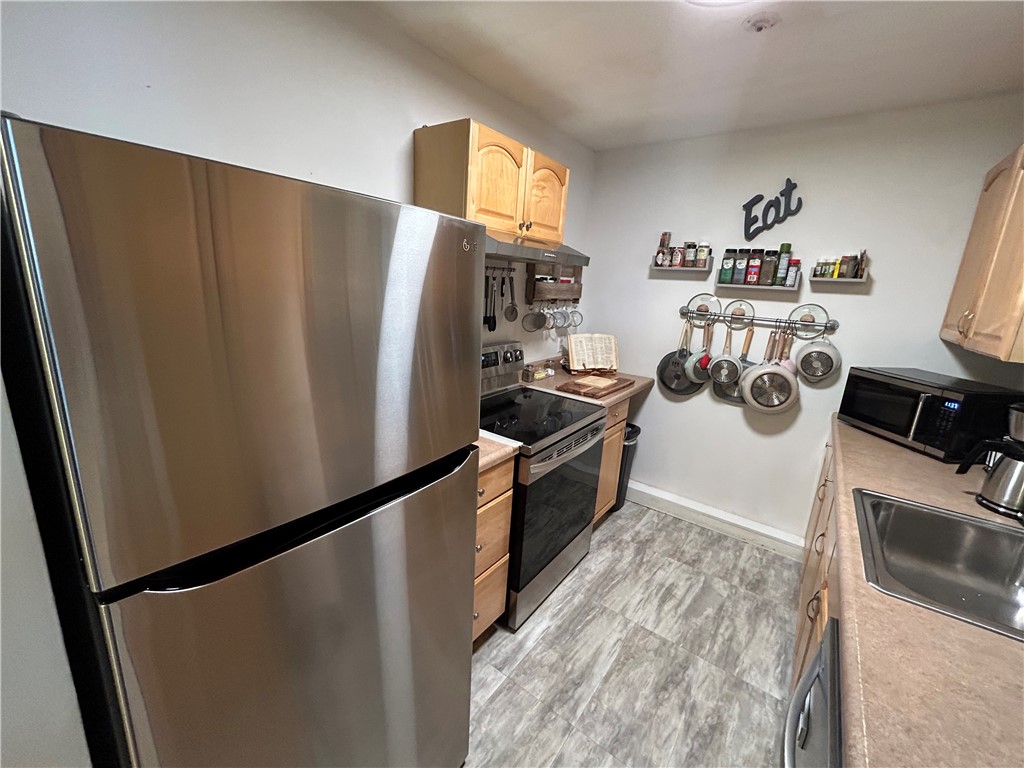 19 Apache Drive, Unit B Westerly, RI 02891 - Photo 8 of 17