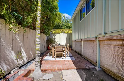 $2,850,000 | 464 Agate Street, Unit A/B, Laguna Beach, CA 92651