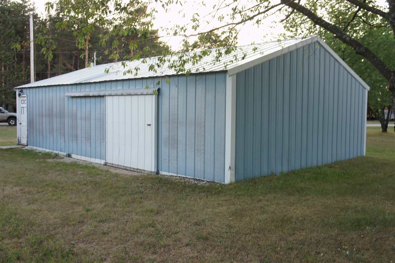 9833 Nothstine Road Mancelona, MI 49659 - Photo 15 of 35 1821289-14.JPG