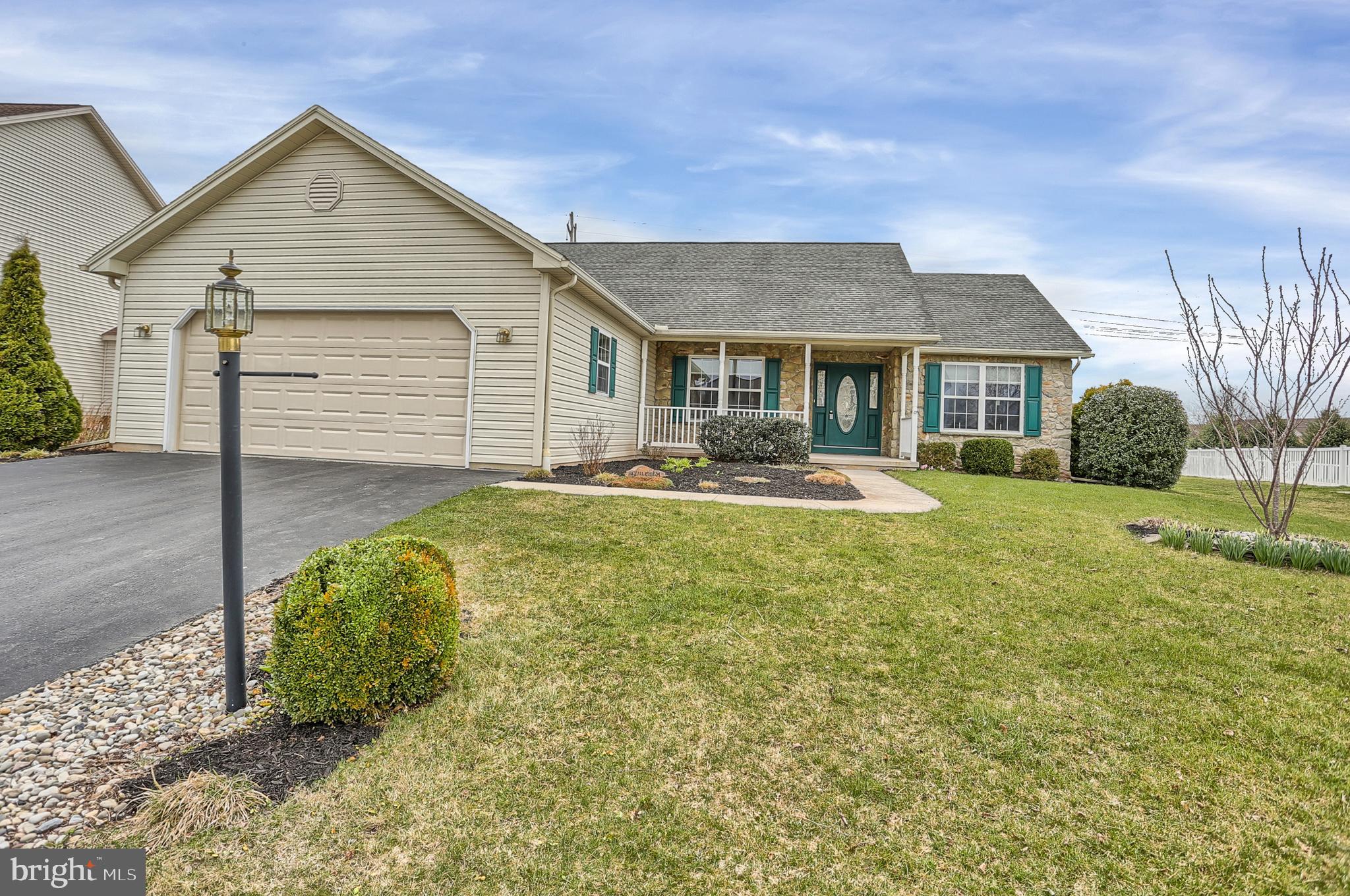 1320 Saddleback Road York, PA 17408 - Photo 2 of 45 Gallery Image 2