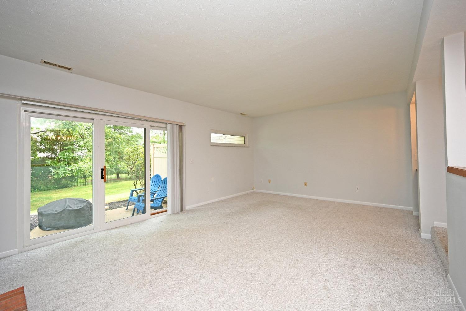 7284 East Galbraith Road Cincinnati, OH 45243 - Photo 24 of 58