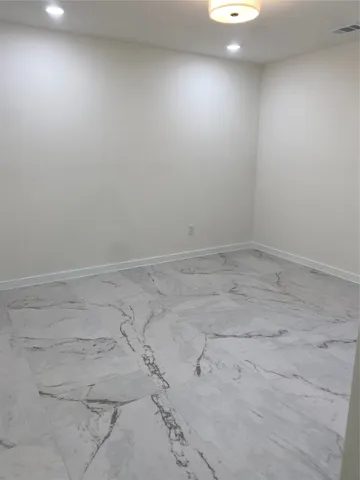 $339,888 | 3206 Emerald Hills Drive, Angleton, TX 77515