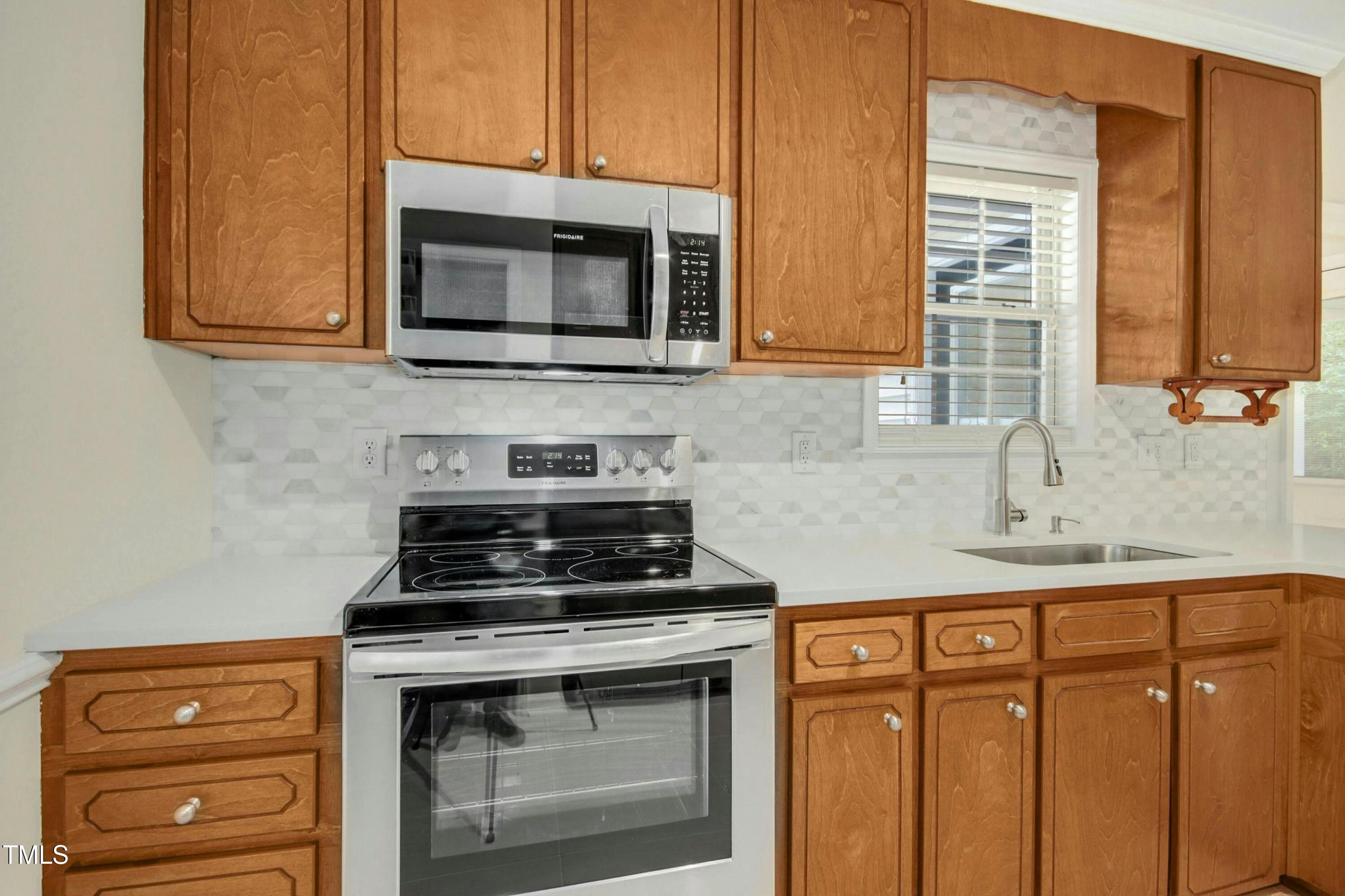 5528 Moorhaven Drive Raleigh, NC 27603 - Photo 13 of 32 .