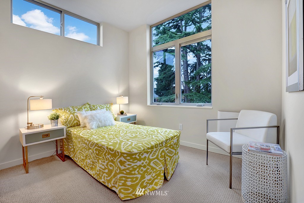 4411 Meridian Avenue North Seattle, WA 98103 - Photo 13 of 18 Gallery Image 13