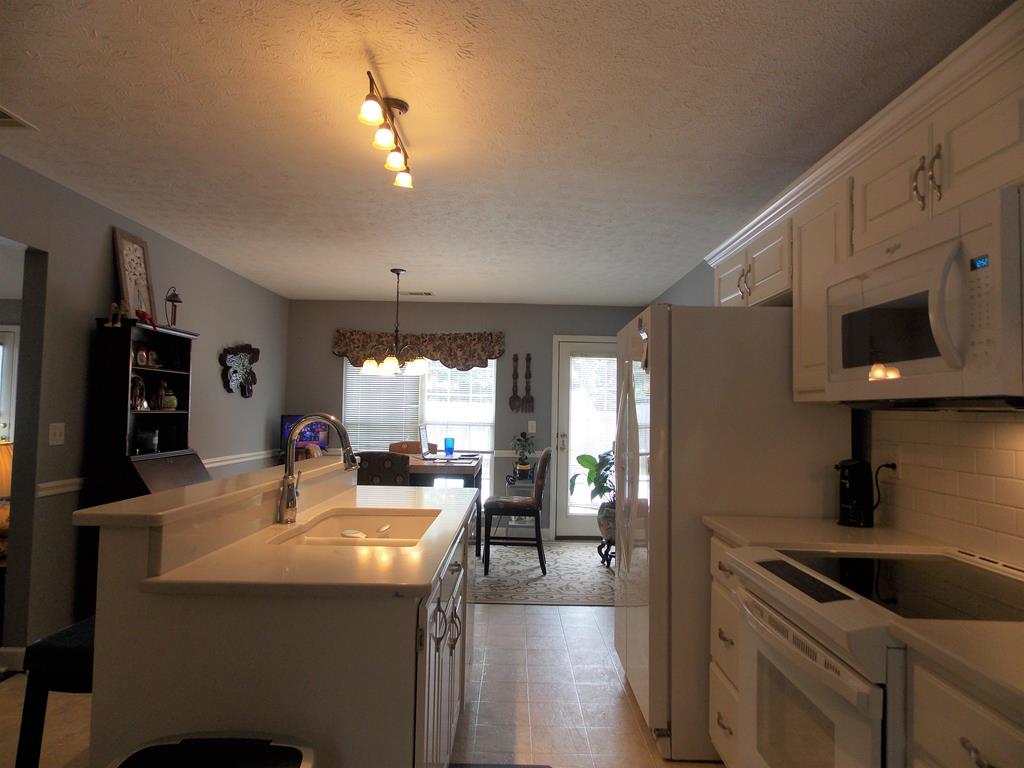8760 McKee Road Upatoi, GA 31829 - Photo 9 of 26 Kitchen
