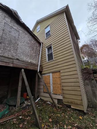 $28,900 | 28 Bayless Avenue, Binghamton, NY 13903