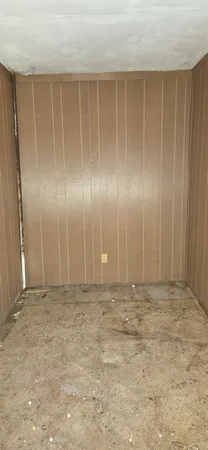 $28,900 | 28 Bayless Avenue, Binghamton, NY 13903