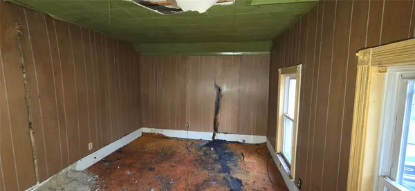 $28,900 | 28 Bayless Avenue, Binghamton, NY 13903